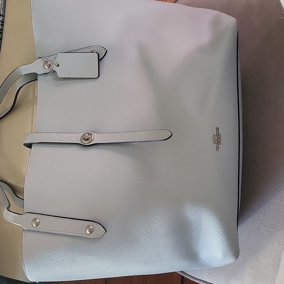 Coach Handbags - Coach Extra Large Shopping Tote